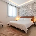 Elegant In Marbella, Sea Views, Infinity & Pool, Sauna, Gym, Spa, 5 Min To The