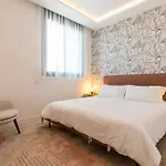 Elegant In Marbella, Sea Views, Infinity & Pool, Sauna, Gym, Spa, 5 Min To The Lejlighed *