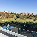 Elegant In Marbella, Sea Views, Infinity & Pool, Sauna, Gym, Spa, 5 Min To The Lejlighed Marbella