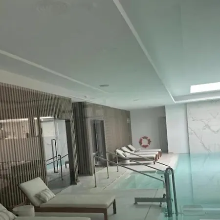 Elegant In Marbella, Sea Views, Infinity & Pool, Sauna, Gym, Spa, 5 Min To The *