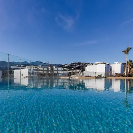 Elegant In Marbella, Sea Views, Infinity & Pool, Sauna, Gym, Spa, 5 Min To The מארבלה