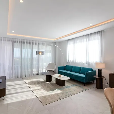 Elegant In Marbella, Sea Views, Infinity & Pool, Sauna, Gym, Spa, 5 Min To The * מארבלה