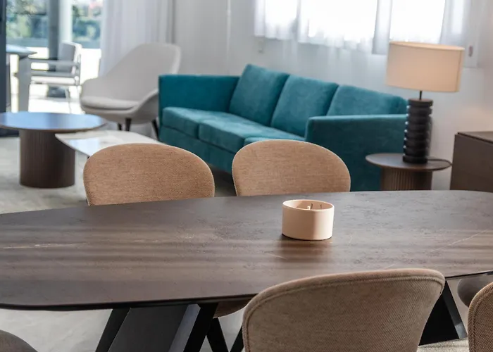 Elegant In Marbella, Sea Views, Infinity & Pool, Sauna, Gym, Spa, 5 Min To The Marbella