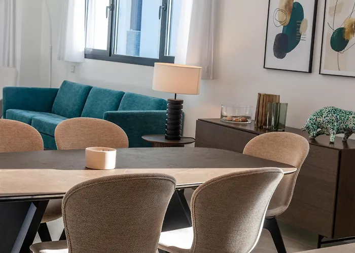 Elegant In Marbella, Sea Views, Infinity & Pool, Sauna, Gym, Spa, 5 Min To The Apartament *