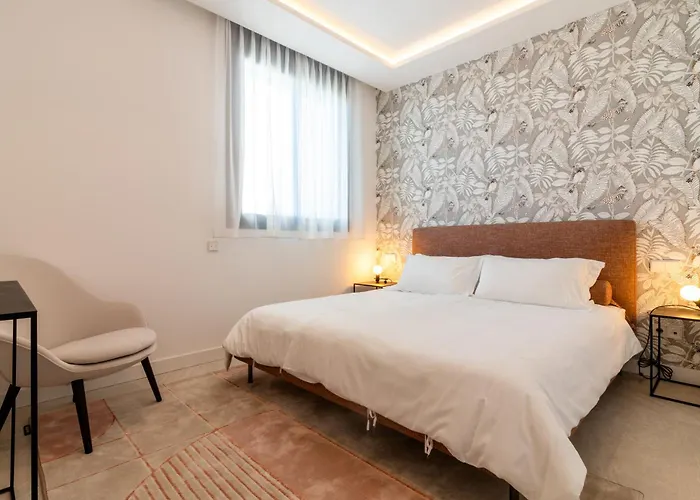 Elegant In Marbella, Sea Views, Infinity & Pool, Sauna, Gym, Spa, 5 Min To The Apartament *