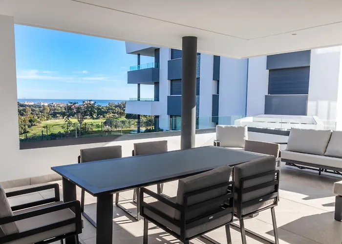 Elegant In Marbella, Sea Views, Infinity & Pool, Sauna, Gym, Spa, 5 Min To The * 马尔韦利亚